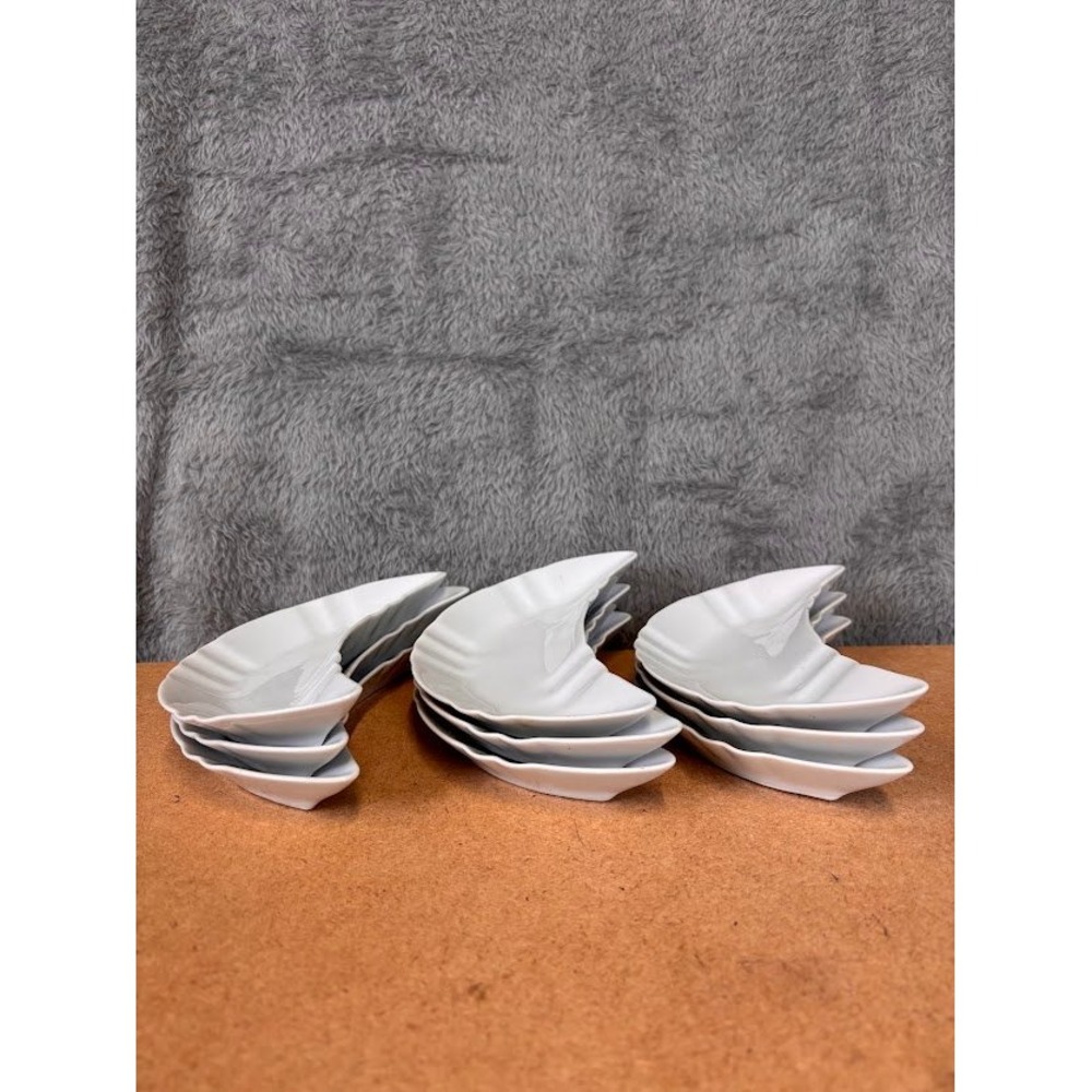 9 Maryland China Japan Frohberg White Crescent Bone Dishes Scalloped Edge Set